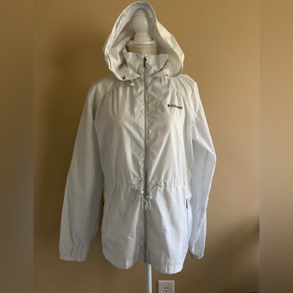 Columbia Jackets & Blazers - Columbia Hooded Jacket